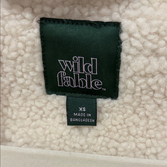 Target Wild Fable Brown Motorcycle Jacket with teddy sherpa Lining - Picture 2 of 11